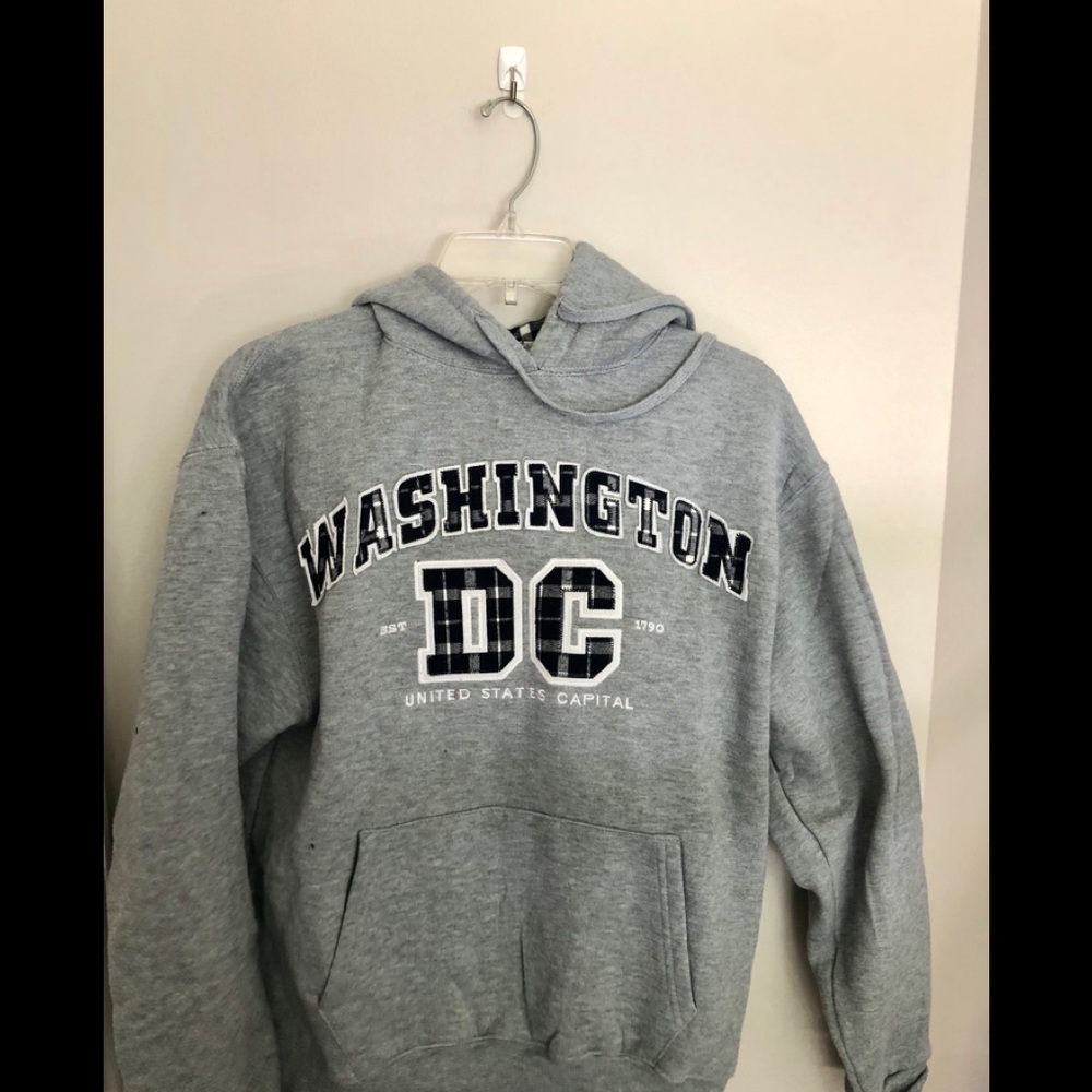 NEVER WORN Gray Washington DC sweatshirt